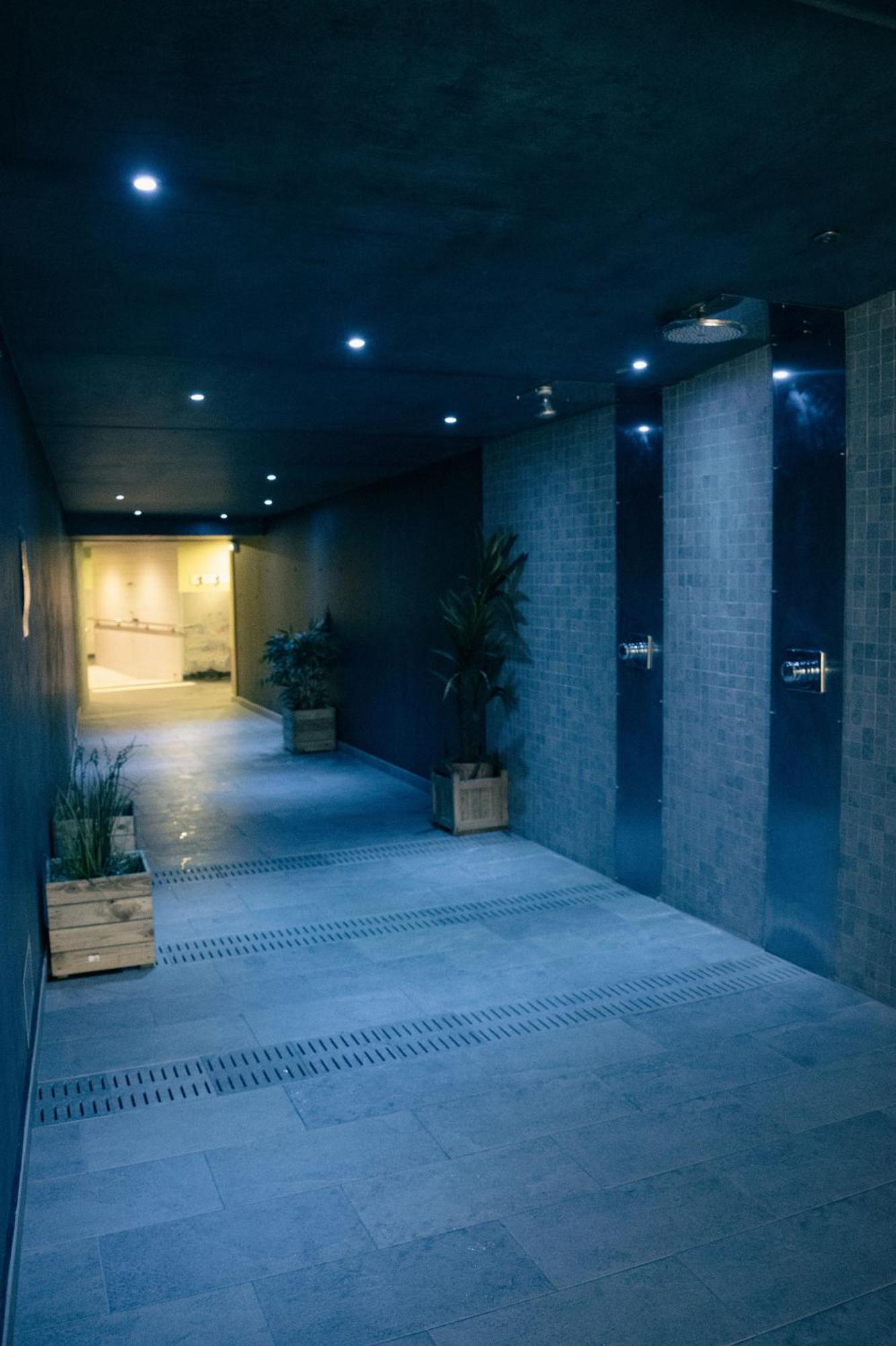 Le Village Vacances De Luz Saint Sauveur ลูซ-แซ็ง-โซเวอร์ ภายนอก รูปภาพ
